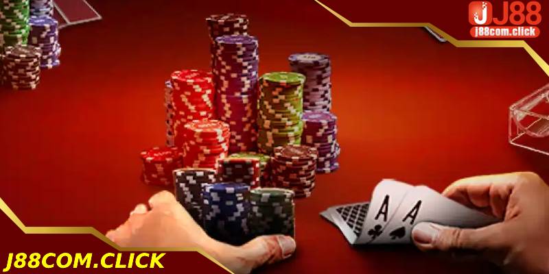Chơi Poker, tận hưởng chiến thắng từng ván bài